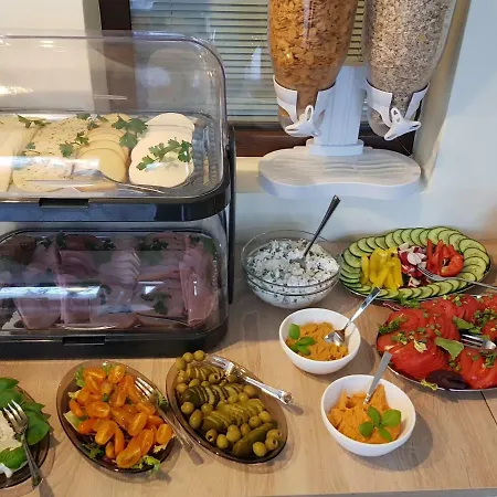 Czajka فندق مبيت وإفطار شكلارسكا بوريبا