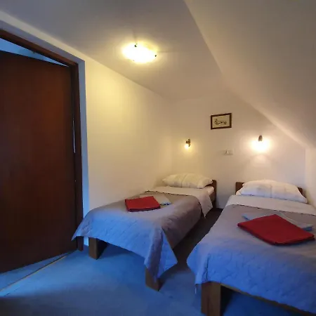 Czajka Frühstückspension 2*